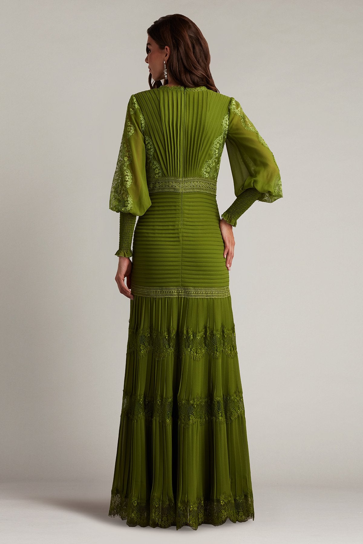 Nyssa Bishop Sleeve Gown IVY – Tadashi Shoji Official Online Boutique