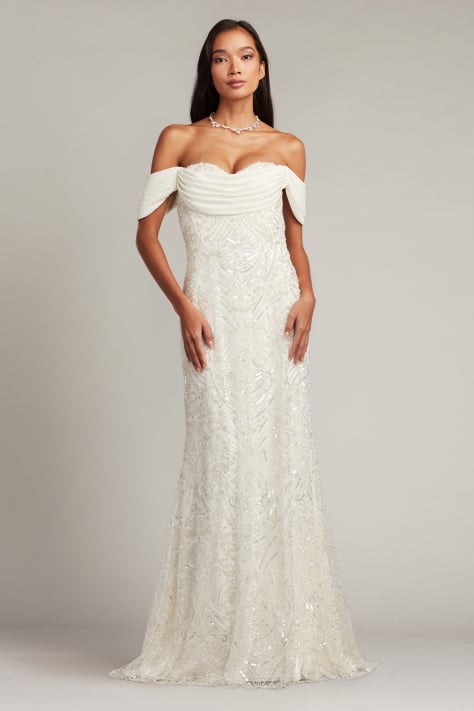 11 Stunning Lace Wedding Dresses, WeddingMix