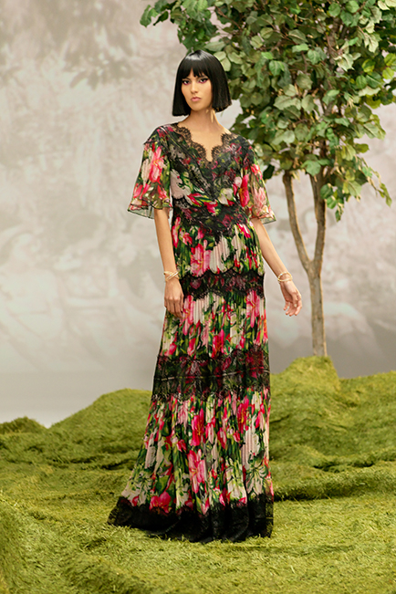 BLACK FLORAL GARDEN PRINT PLEATED CHIFFON AND LACE TRIM FLUTTER SLEEVE GOWN